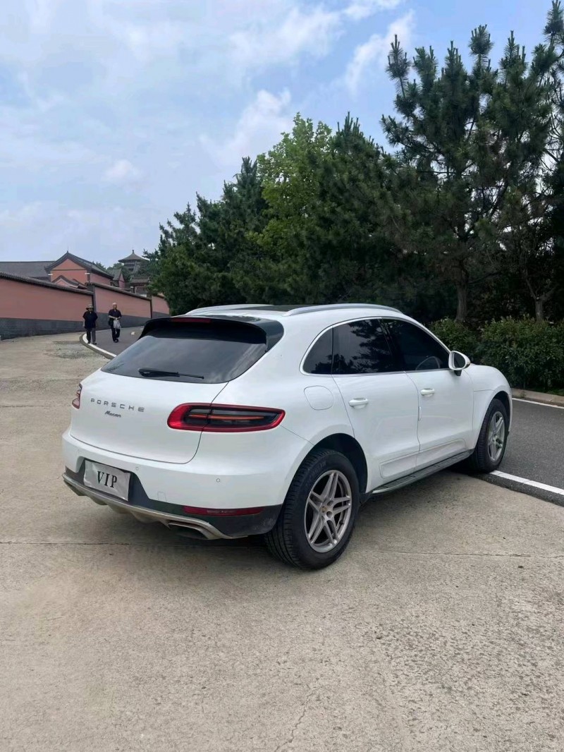 淄博16年保时捷Macan7