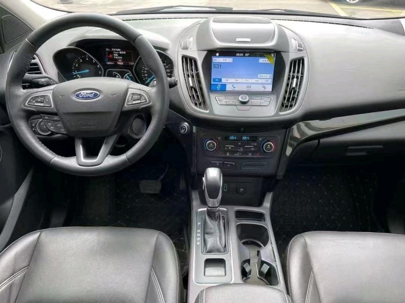 中山19年福特翼虎7