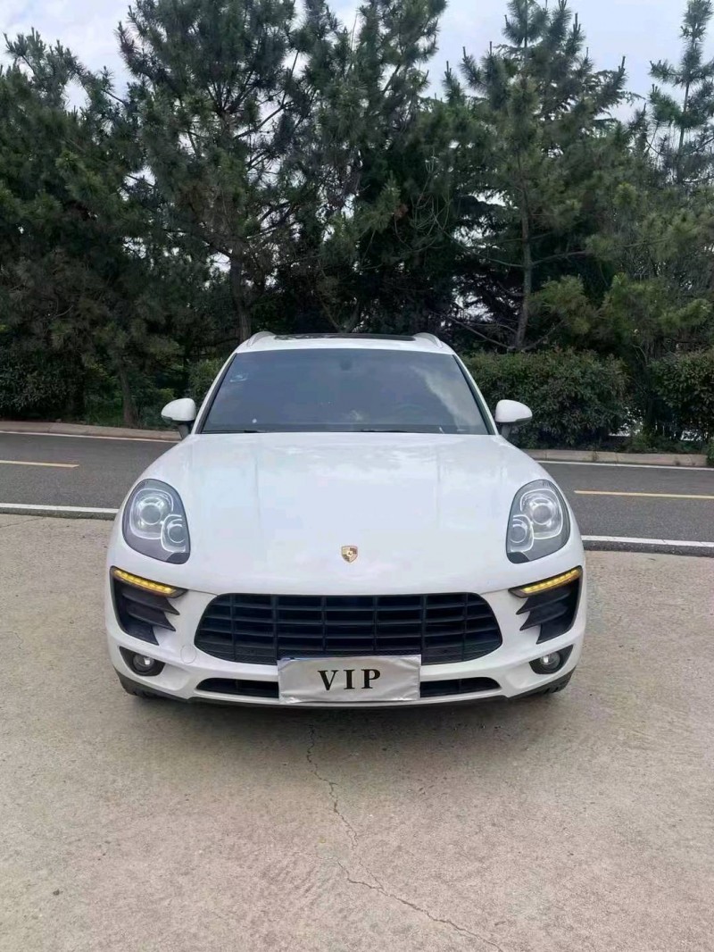 枣庄16年保时捷Macan1