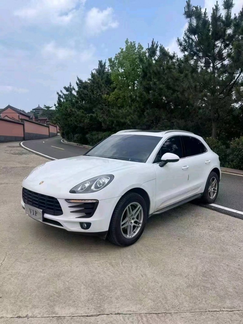 枣庄16年保时捷Macan2