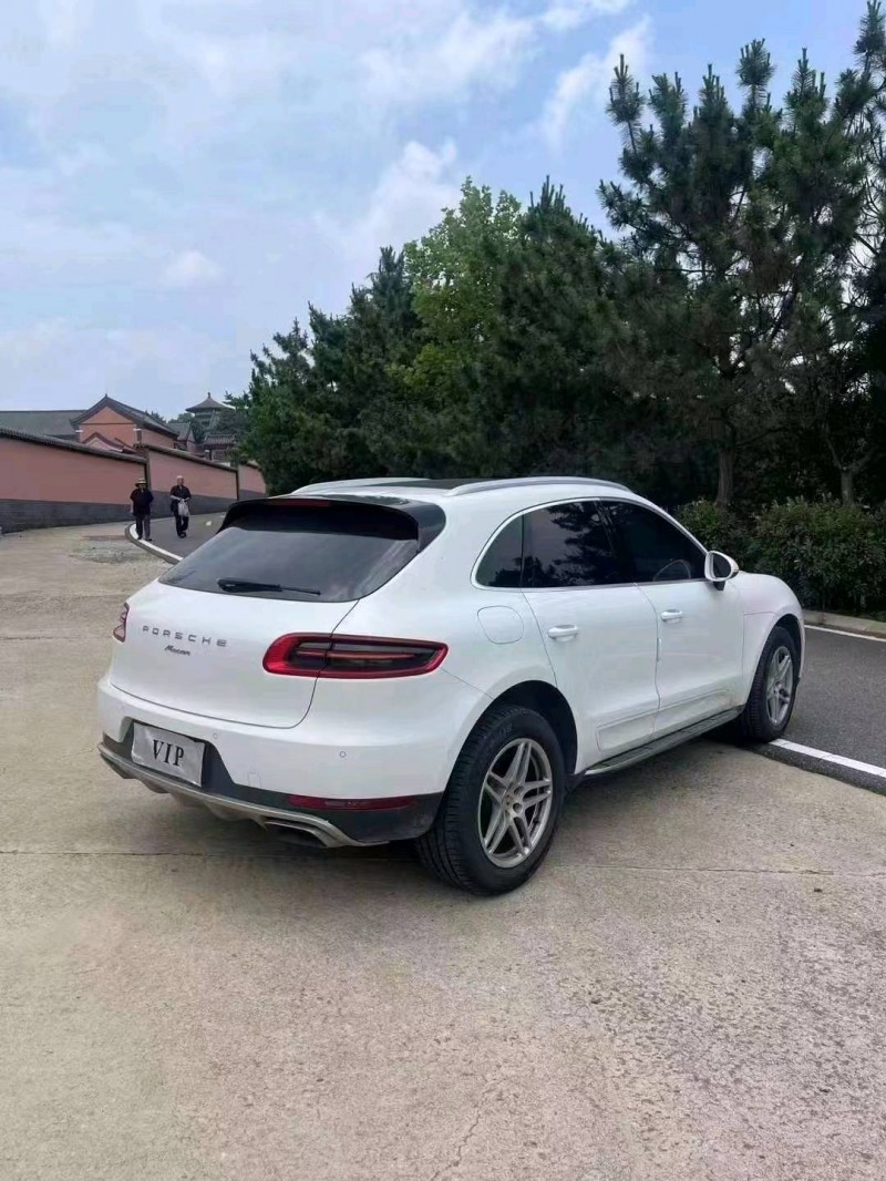 枣庄16年保时捷Macan3