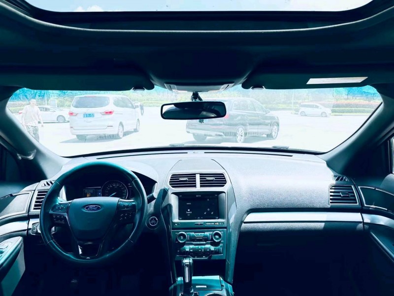 广州16年福特探险者7