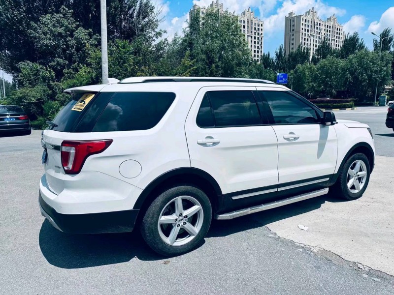 广州16年福特探险者8