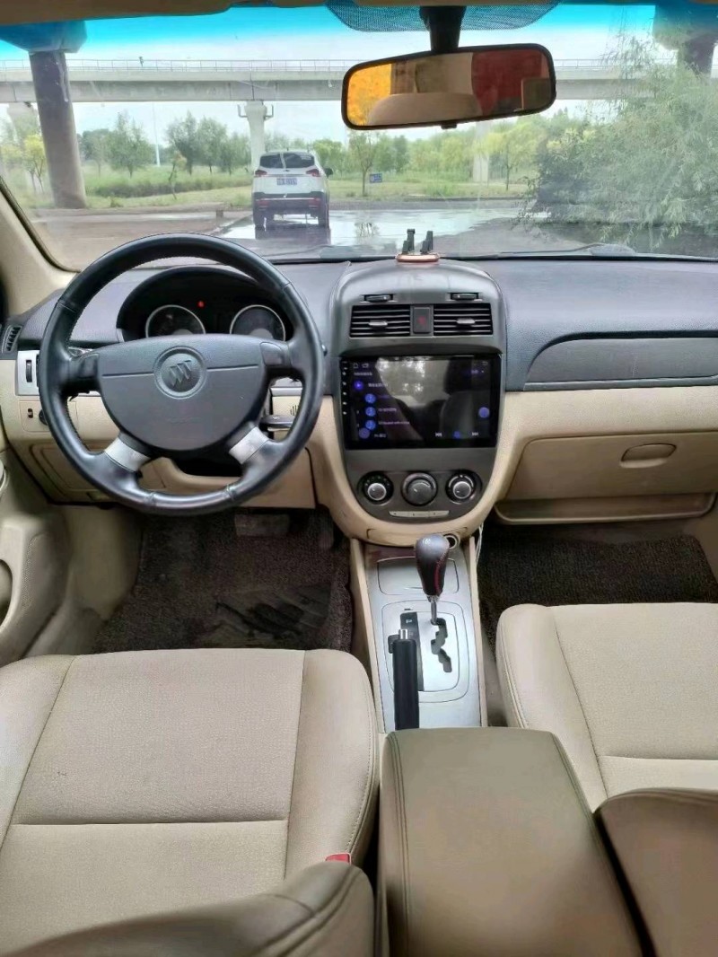 枣庄12年别克凯越8