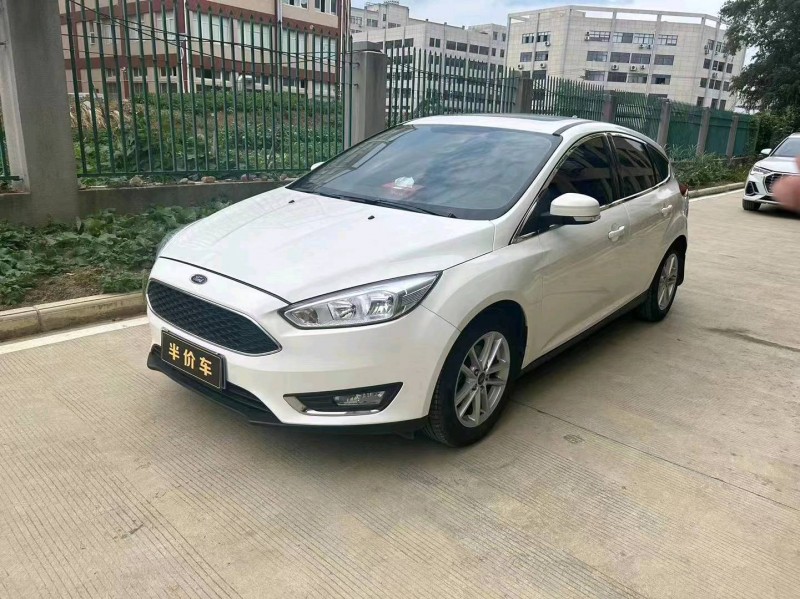 宜昌17年福特福克斯3