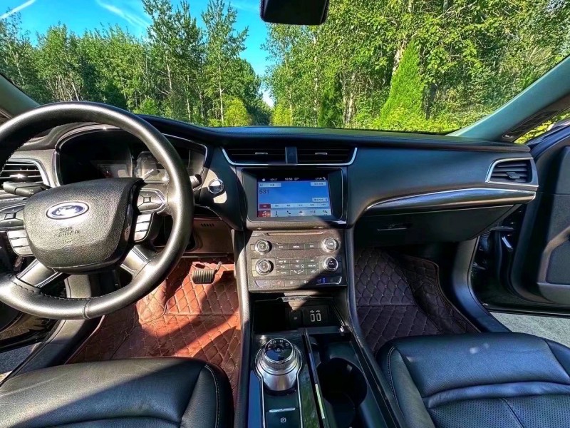 济南16年福特金牛座7