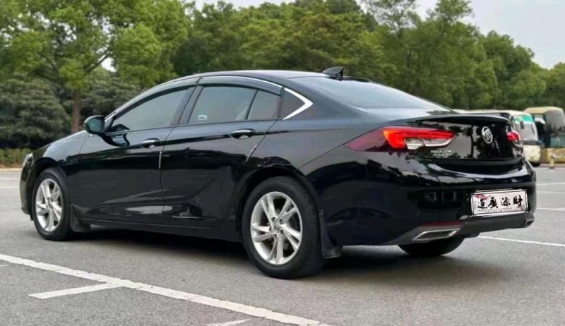 珠海21年别克君威4