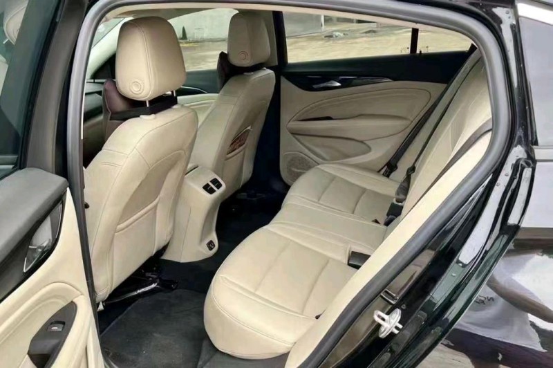 珠海21年别克君威5