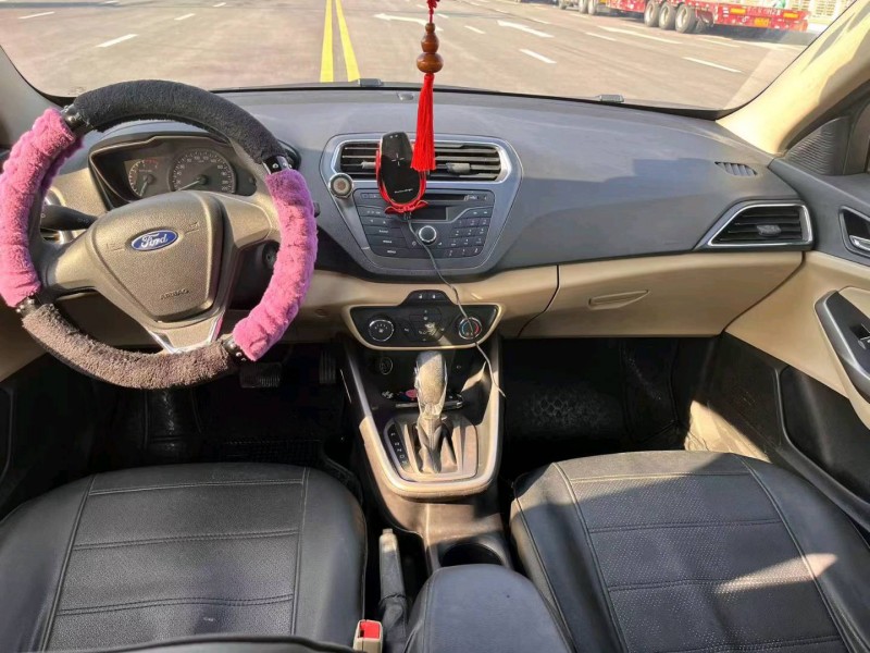 徐州17年福特福睿斯7