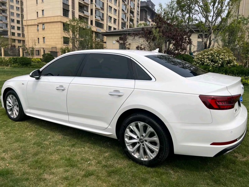 济南19年奥迪A4L4