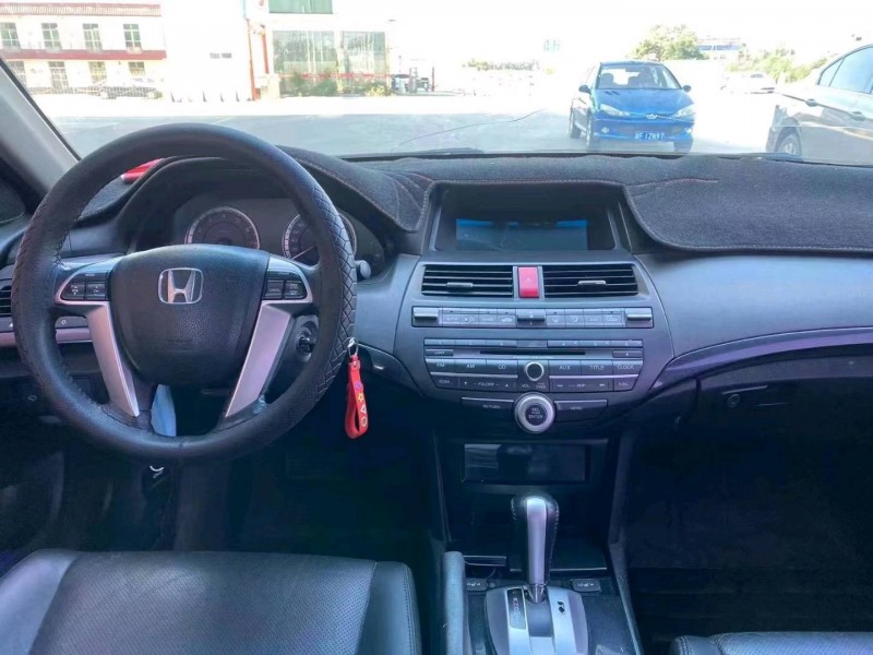 保定13年本田雅阁5