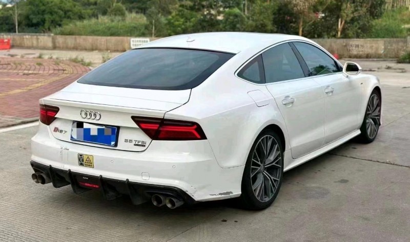 珠海16年奥迪A7L9