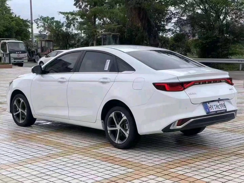 珠海22年吉利帝豪6