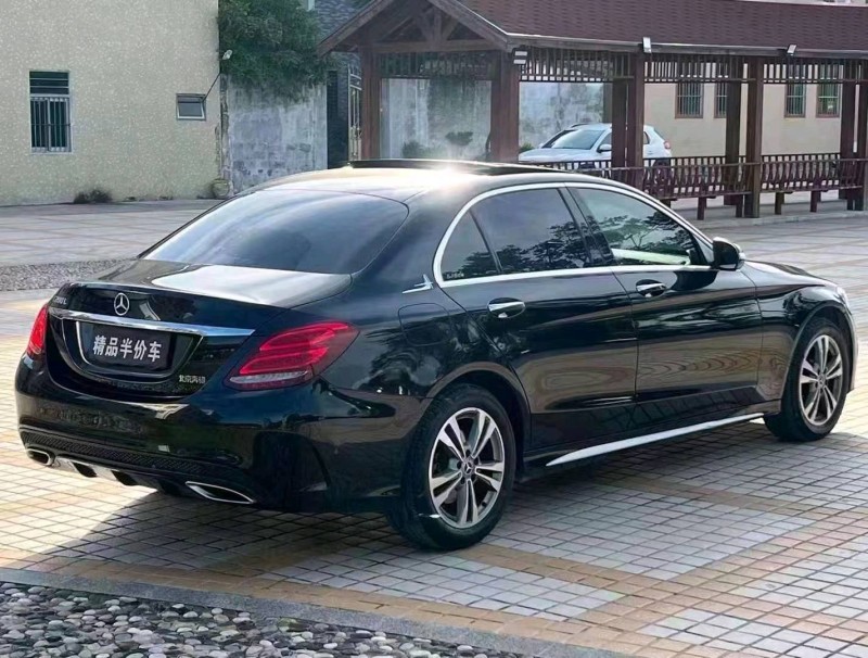 深圳17年奔驰C8
