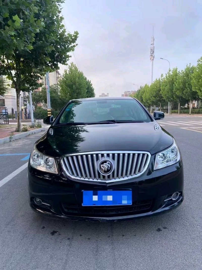 枣庄13年别克君越1