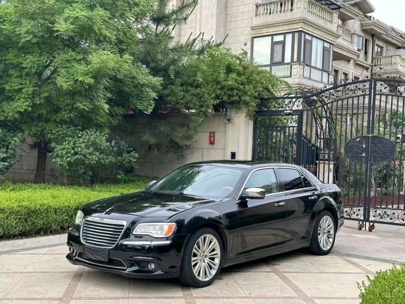 枣庄14年克莱斯勒300C3