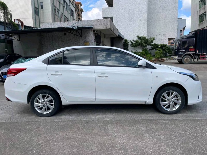 中山18年丰田YARiS L 致享2