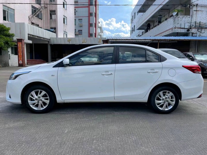 中山18年丰田YARiS L 致享3