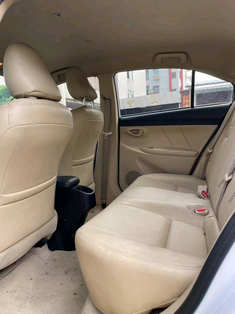 中山18年丰田YARiS L 致享6