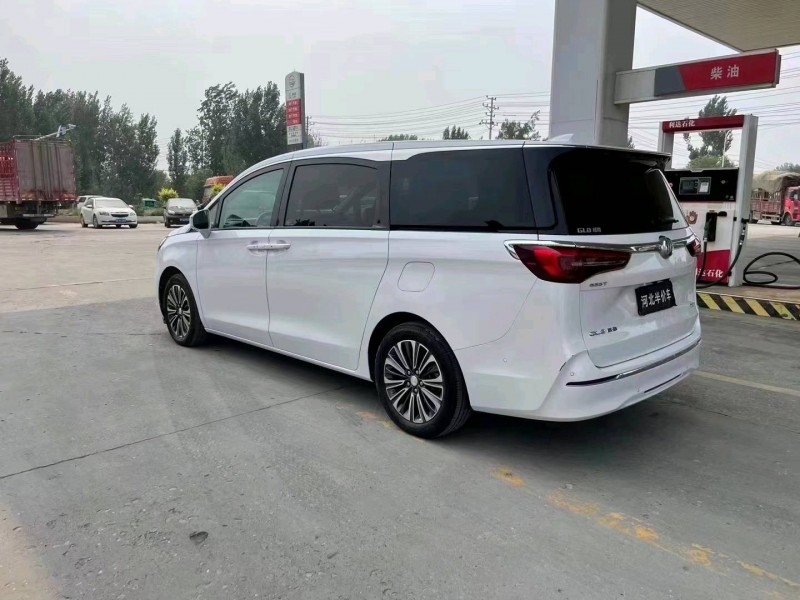 保定21年别克GL88