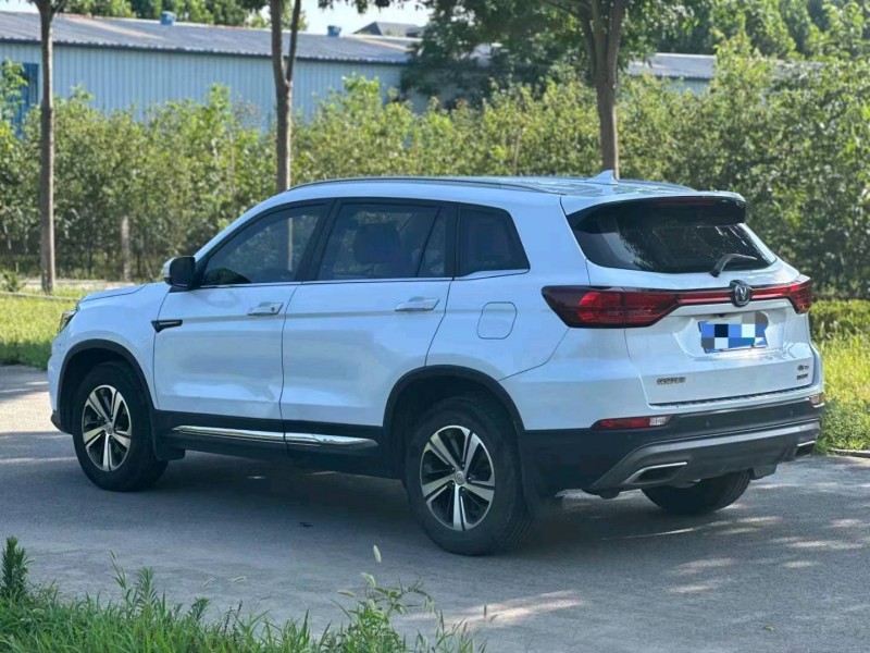 菏澤18年長安汽車CS757