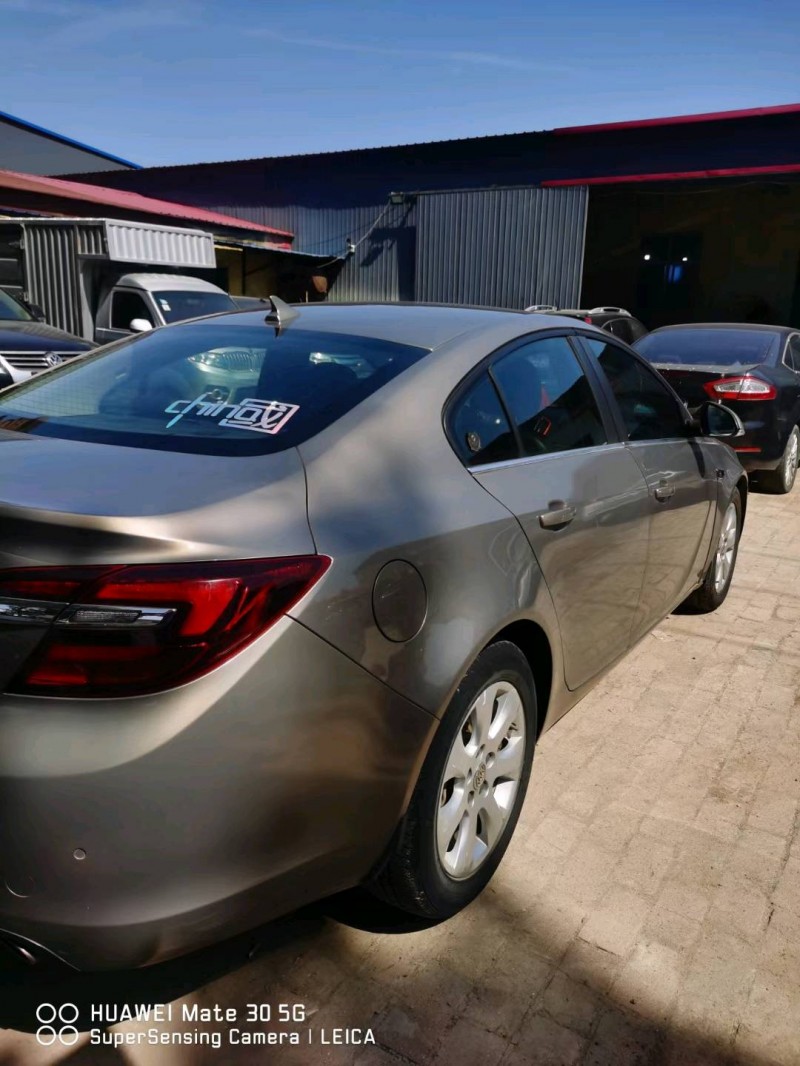 保定14年别克君威4