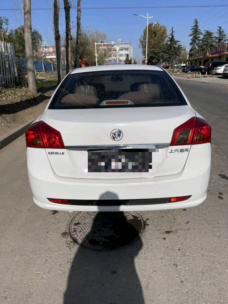 临沂16年别克凯越5