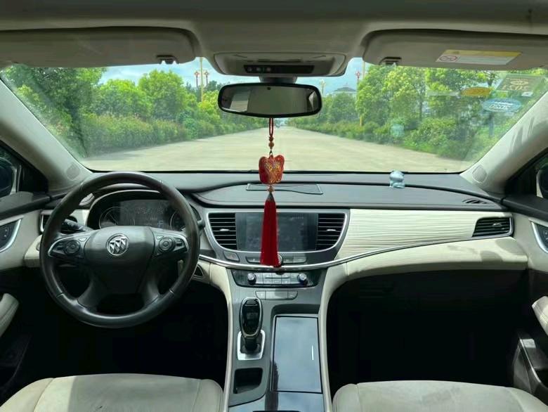 盐城19年别克君越8