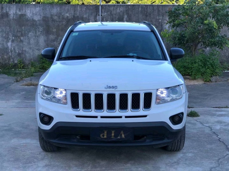 深圳13年Jeep指南者1