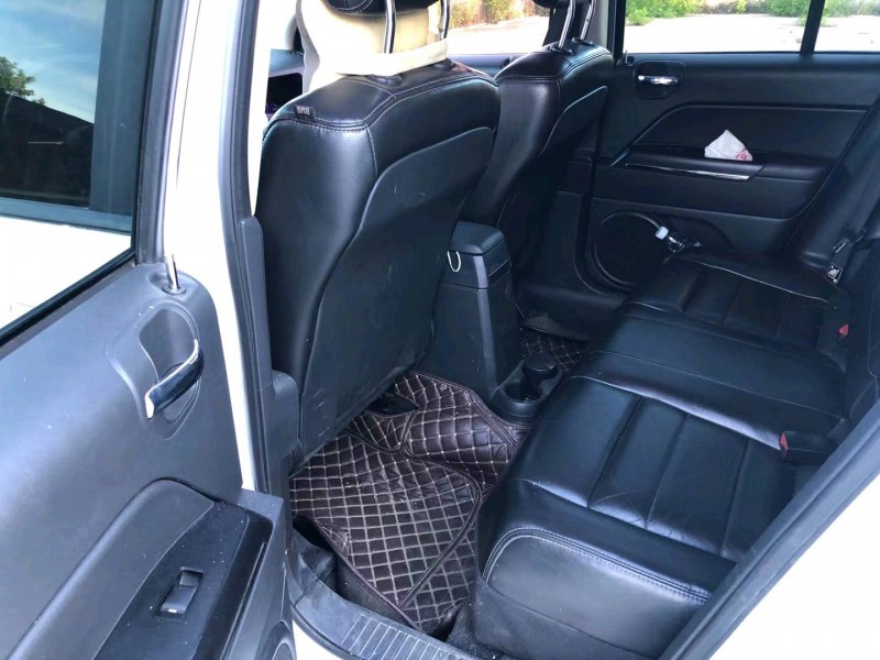 深圳13年Jeep指南者4