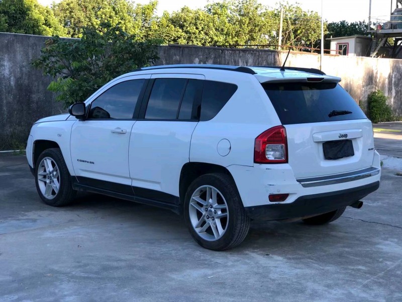 深圳13年Jeep指南者5