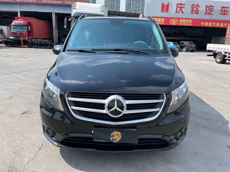 广州19年奔驰威霆1