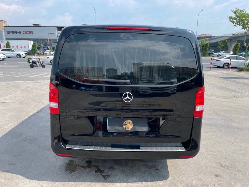 广州19年奔驰威霆9