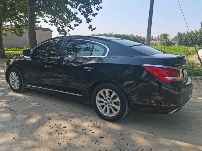 保定14年别克君越5