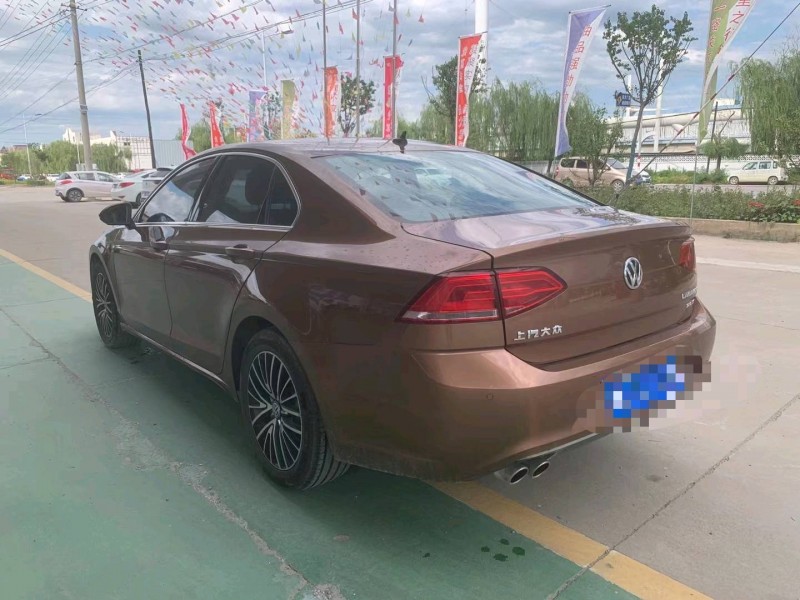 保定17年大众凌渡5