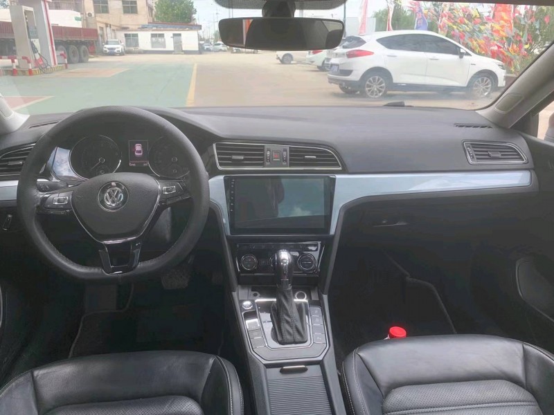 保定17年大众凌渡6