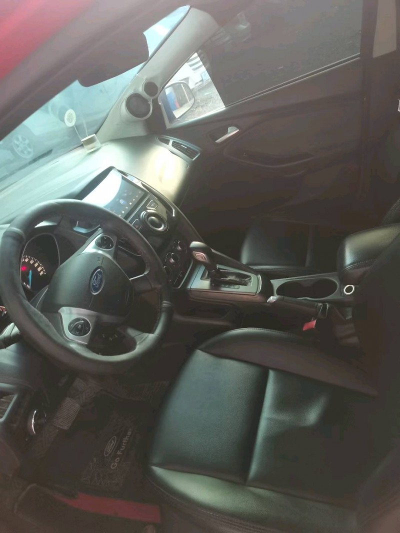 保定13年福特福克斯5