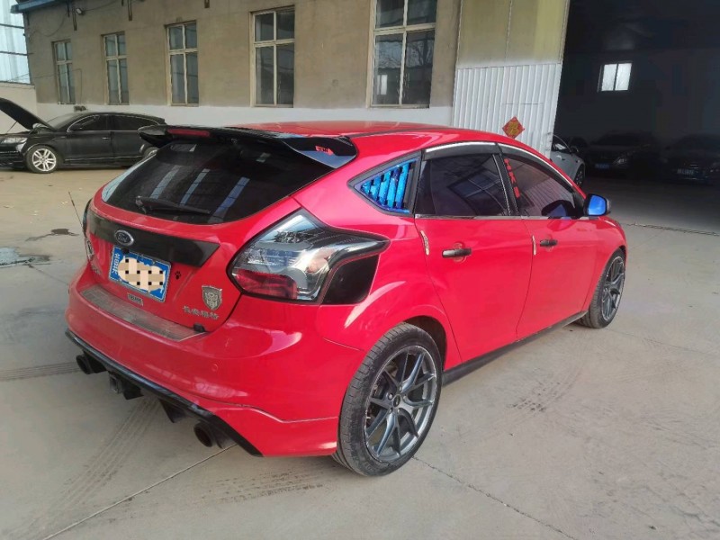 保定13年福特福克斯7