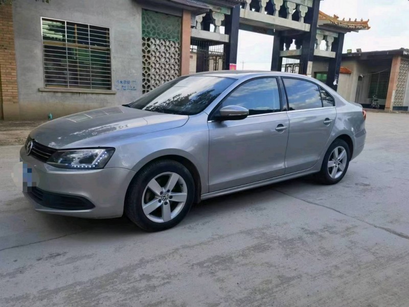 保定13年大众速腾2