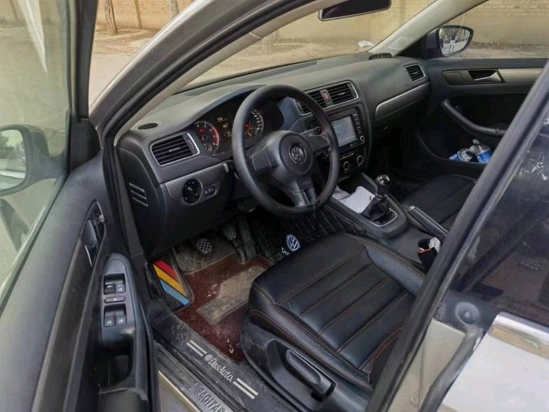 保定13年大众速腾8