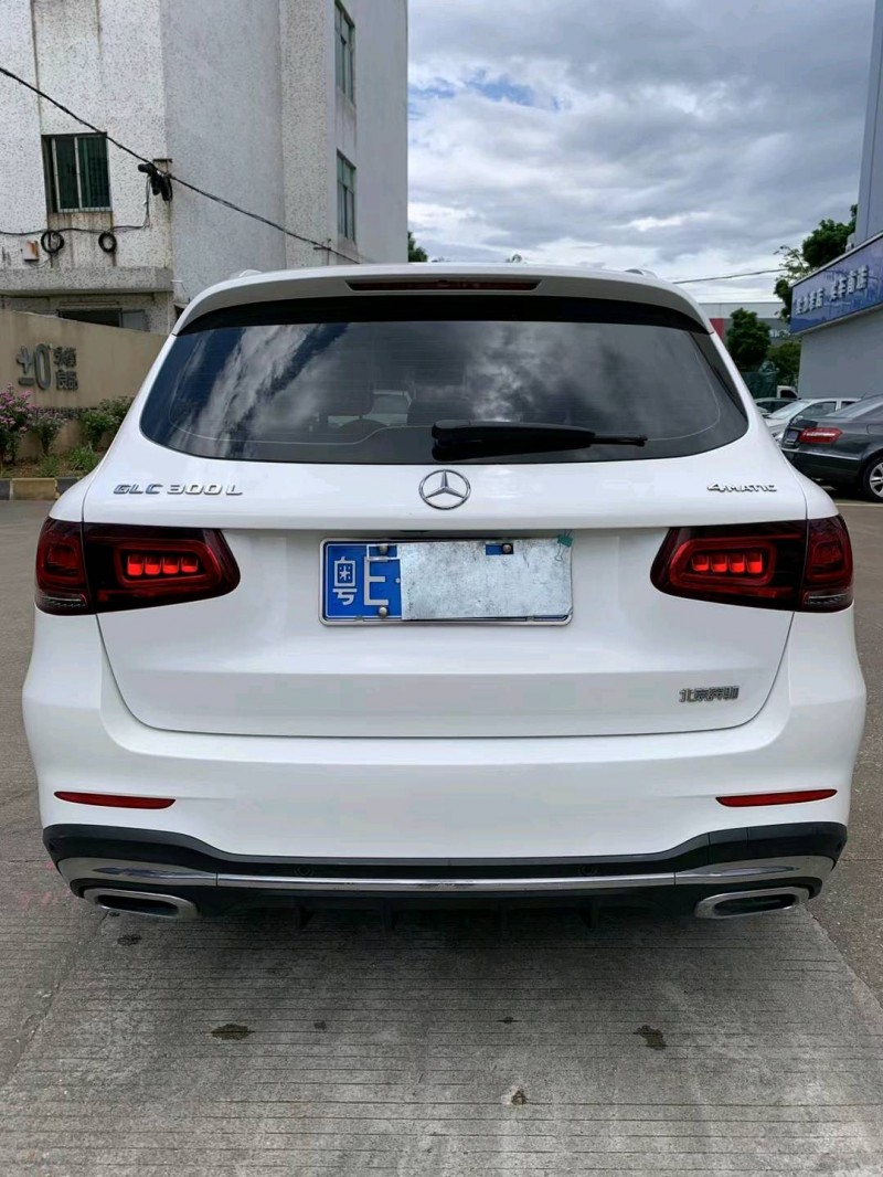 中山20年奔驰GLC9