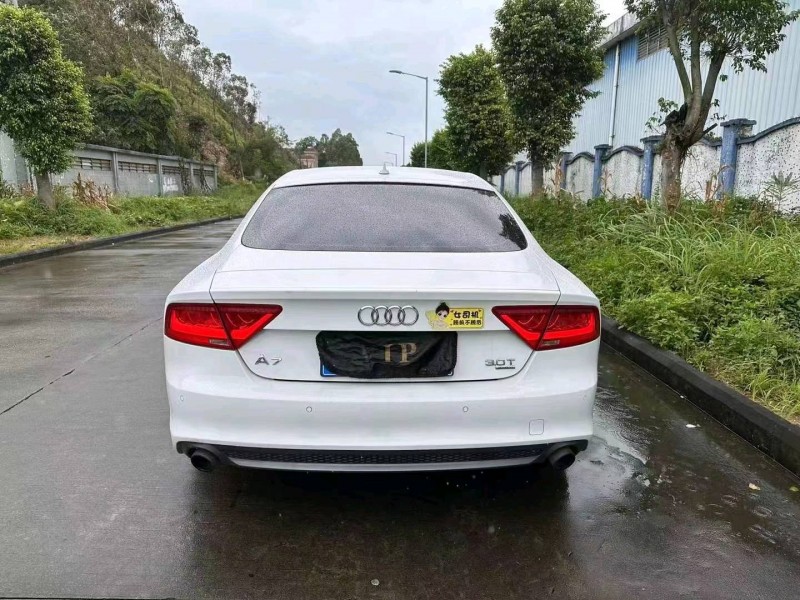 珠海12年奥迪A7L7
