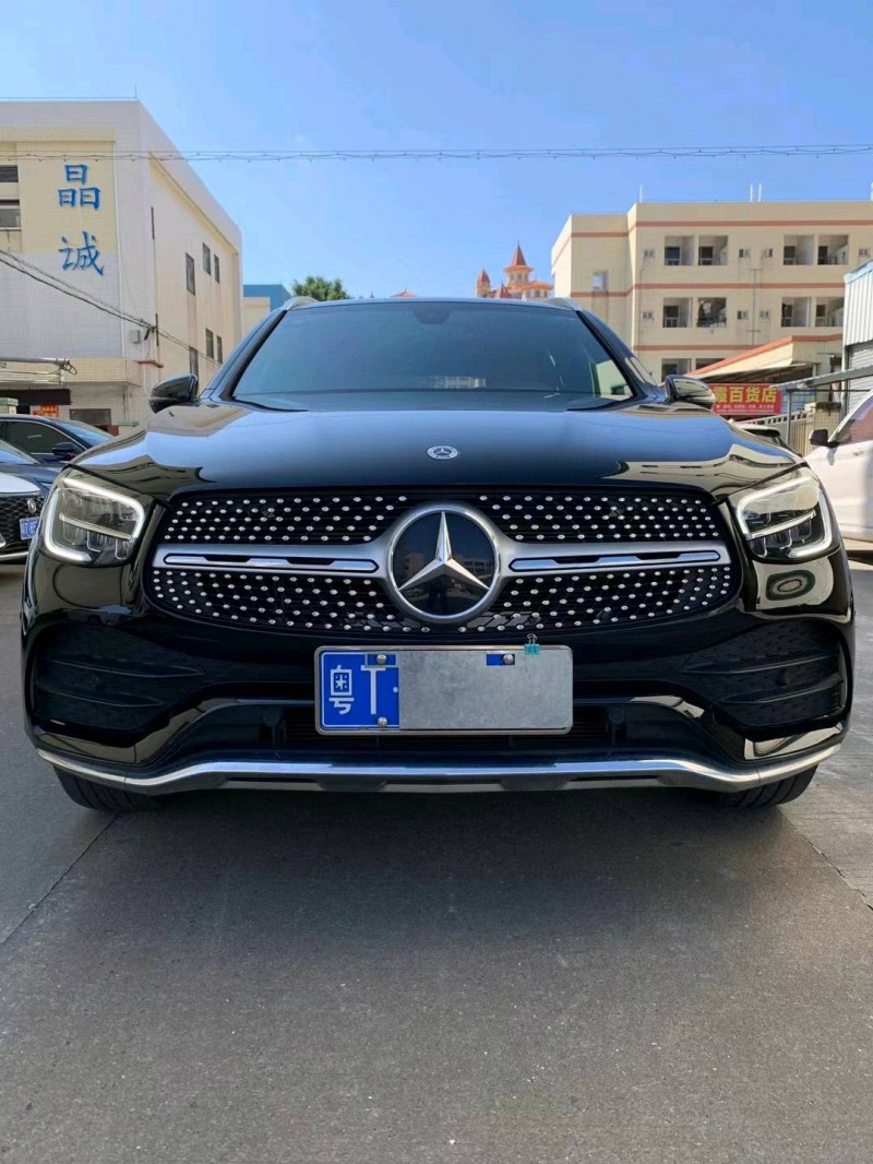中山21年奔驰GLC1
