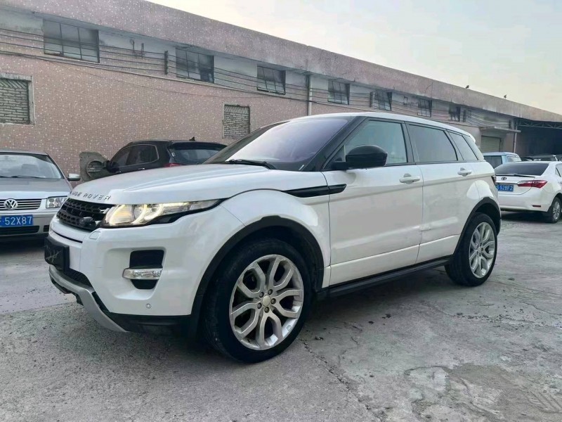 深圳15年路虎极光3