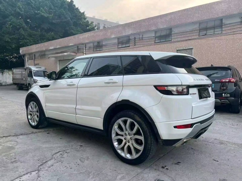 深圳15年路虎极光6