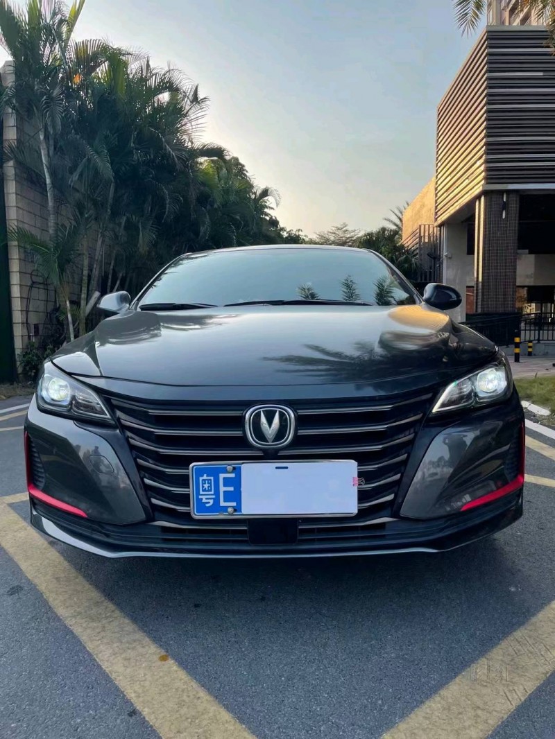 佛山20年長安汽車睿馳CC1
