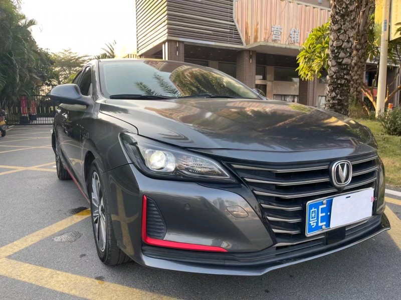 佛山20年長安汽車睿馳CC3