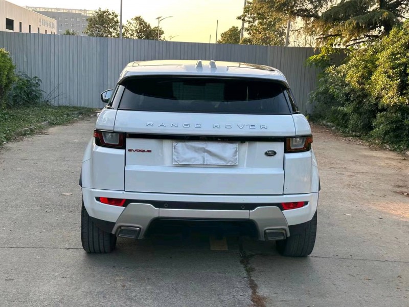 徐州18年路虎极光9