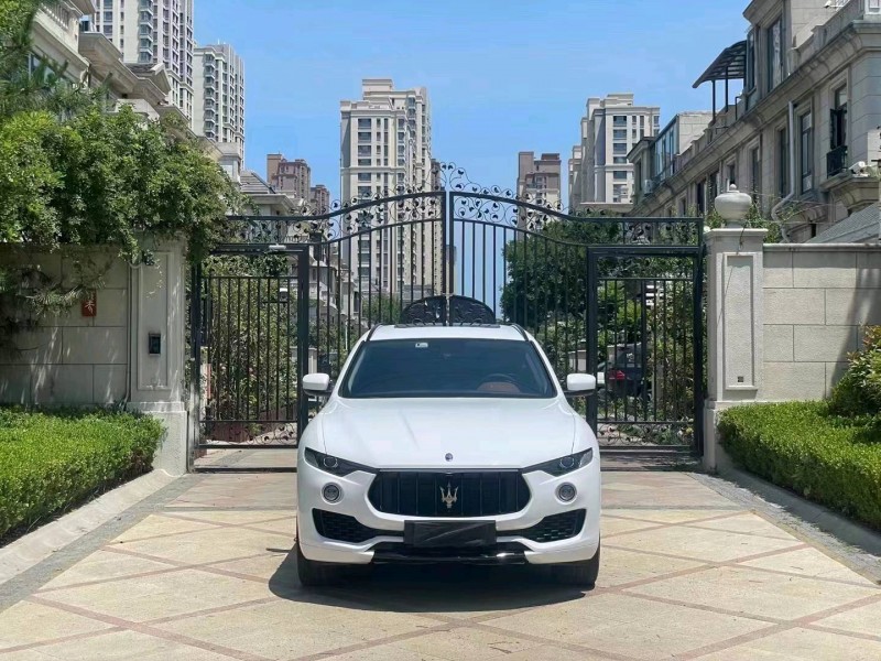东营18年玛莎拉蒂Levante1