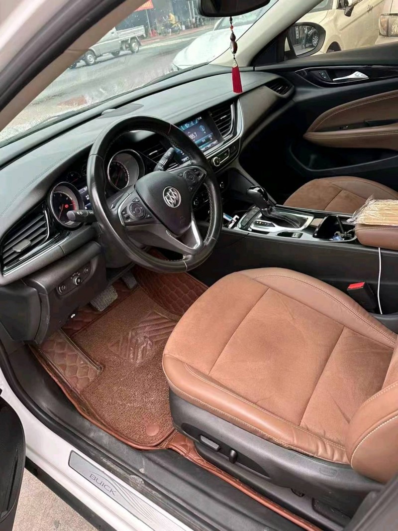 衡阳18年别克君威4